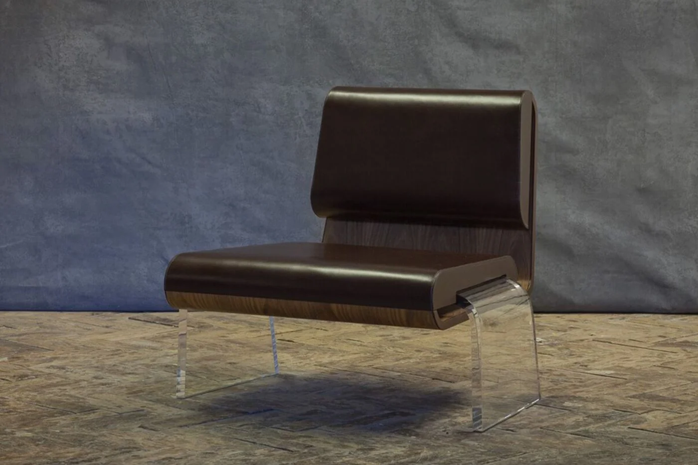 Luroidea lounge chair in European Walnut veneer and leather, Sterox Studio London